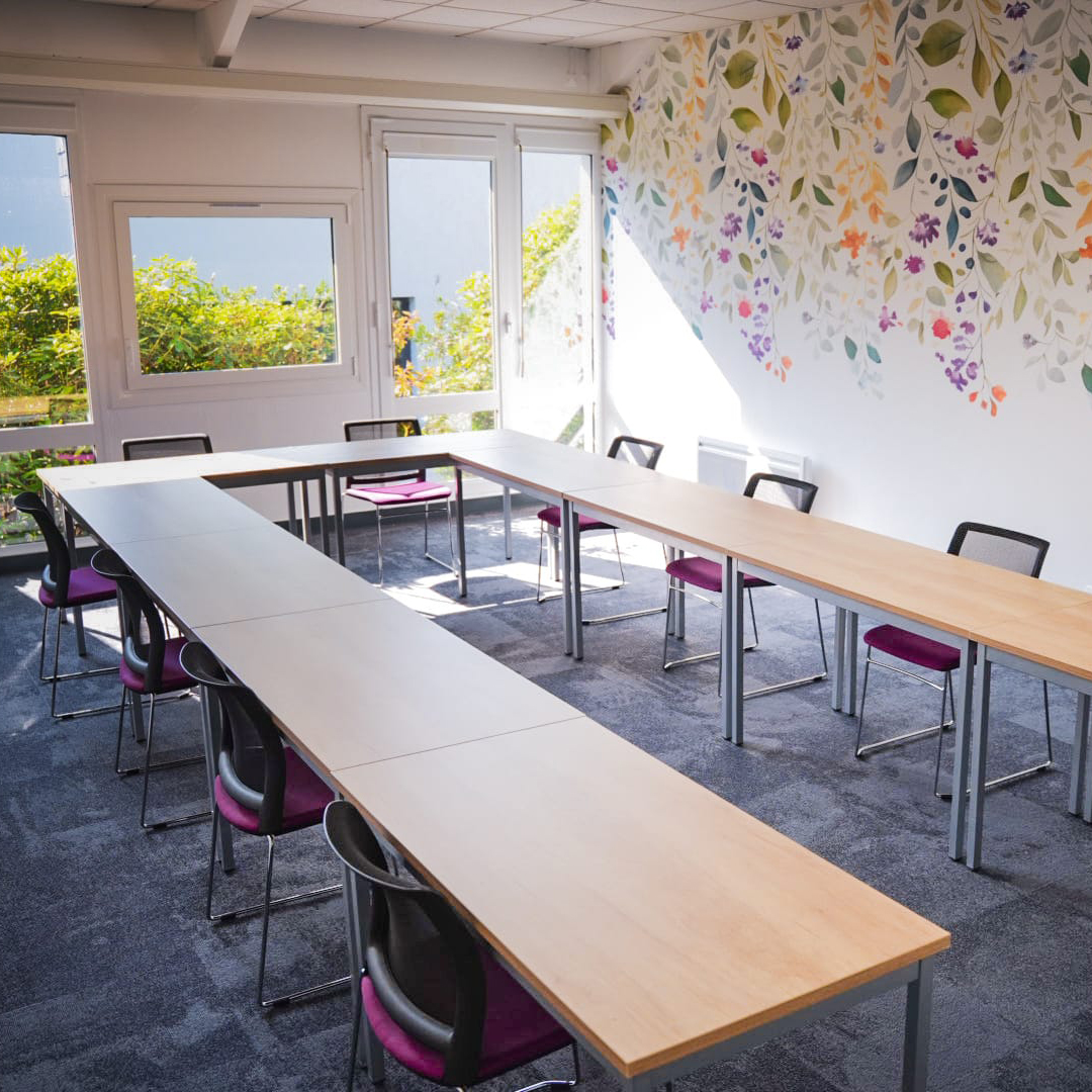 petite salle de reunion a louer finistere